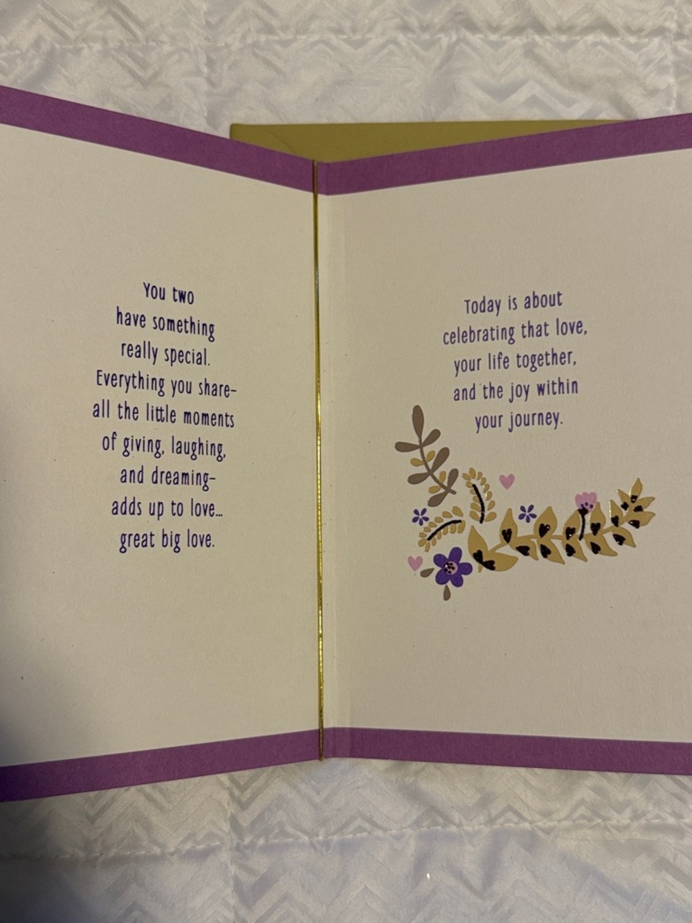 🌻 Bundle of 2 Hallmark Wedding Cards - Picture 3 of 7